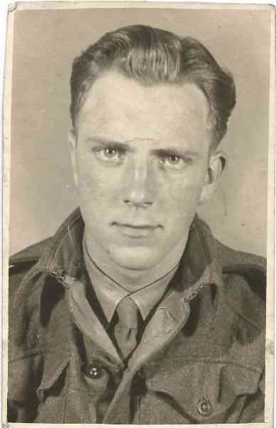 Images/grandad photos0042.jpg